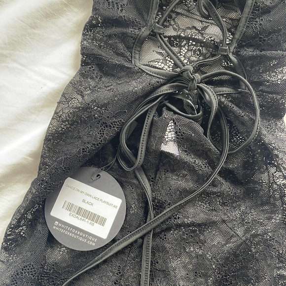 White fox dance on my own playsuit lace - Picture 5 of 5